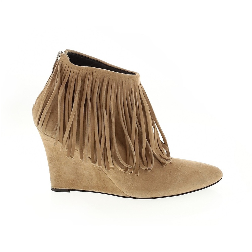 Elyse Walker FESTIVAL Fringe Ankle Boots (fits like a 9)